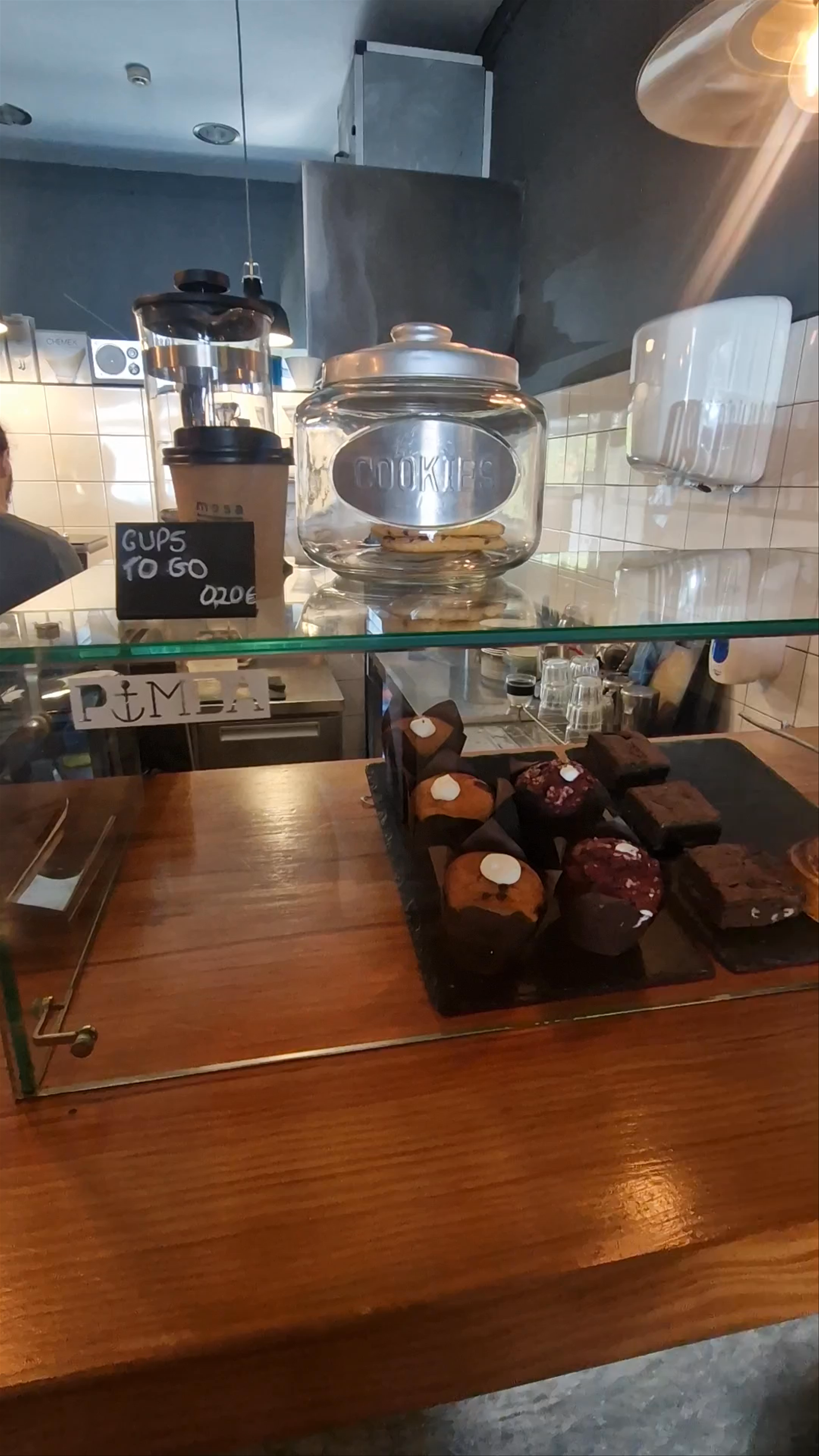 Cafetaria Mesa 325