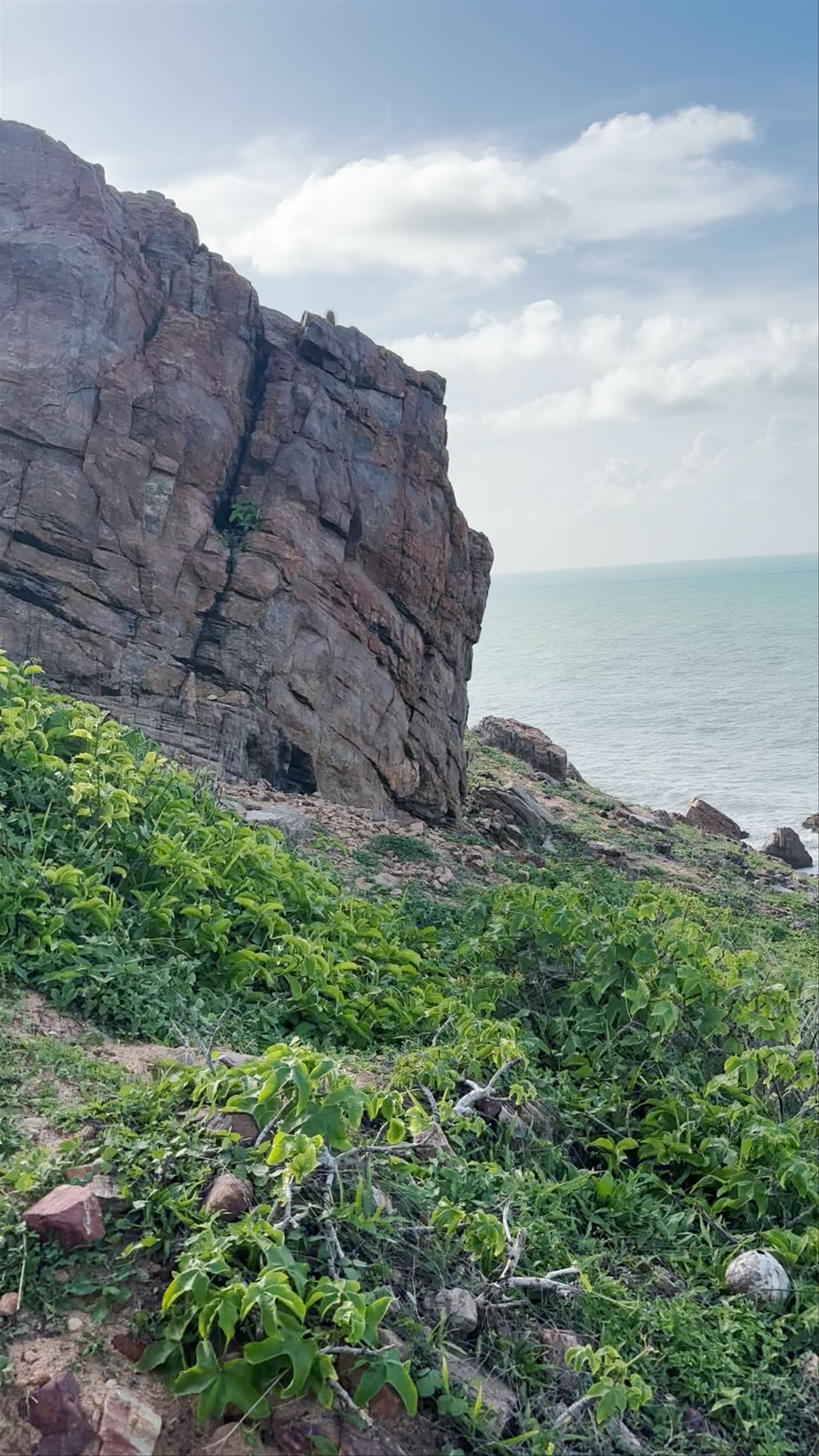 Pedra Furada Arch: Iconic Coastal Hike in Jericoacoara, Brazil