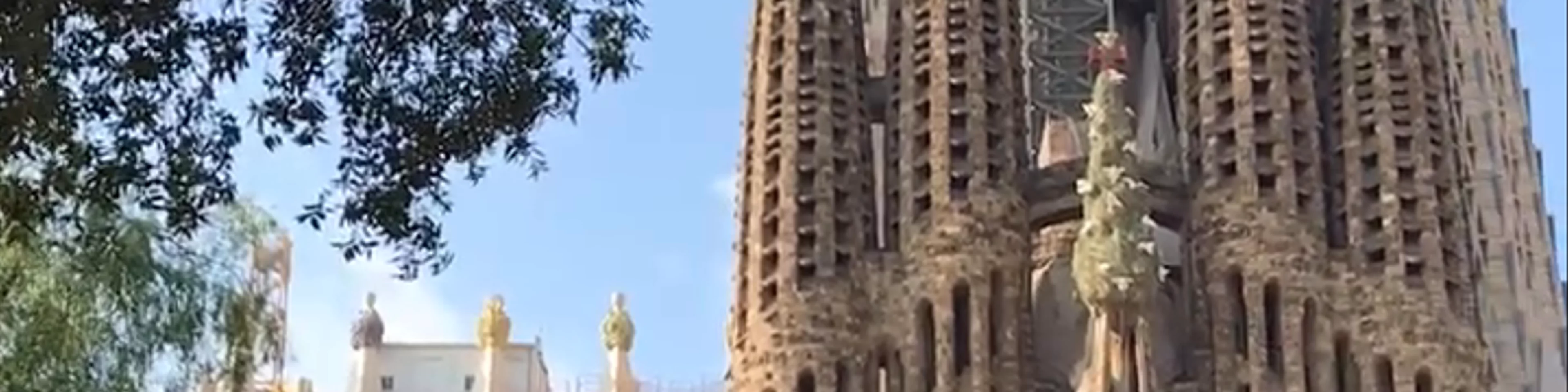 Plaza de Gaudí
