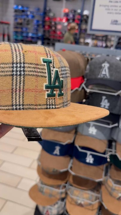 Lids - Great selection, nice store - Sports Wear Near Me - Mission Viejo, California