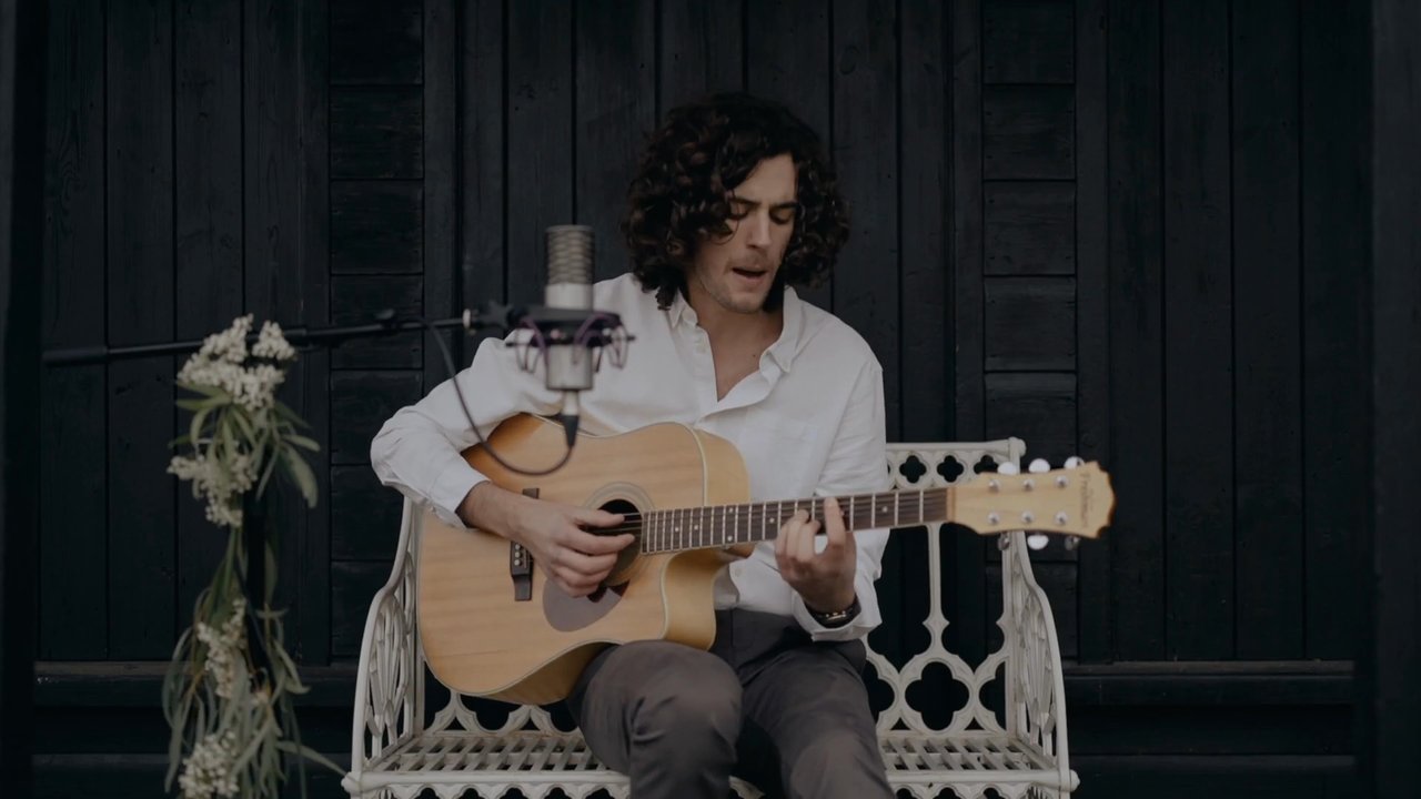 Thomas Philip - Sean Paul Medley - video