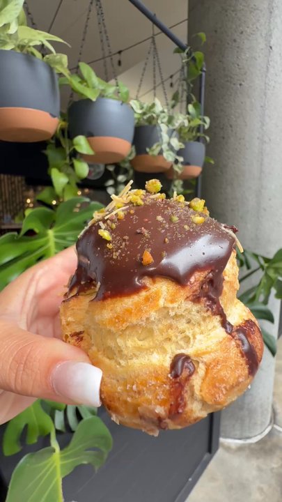 Aloha Mamacita - Dubai chocolate cream puff - Mexican Near Me - Honolulu, Hawaii