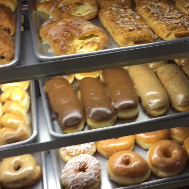Kelly's Donuts - Donuts Near Me - San Clemente, California