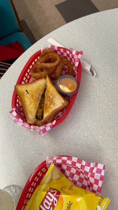 Brent's Drugs - American Near Me - Jackson, Mississippi