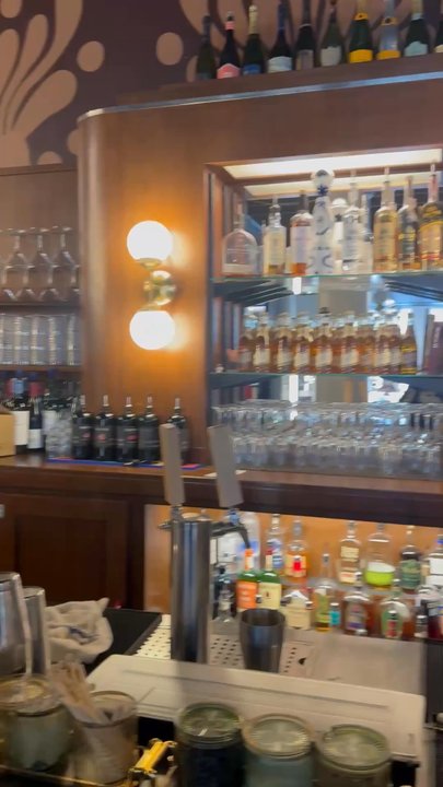 Bubbles - Wine Bars Near Me - Wichita, Kansas