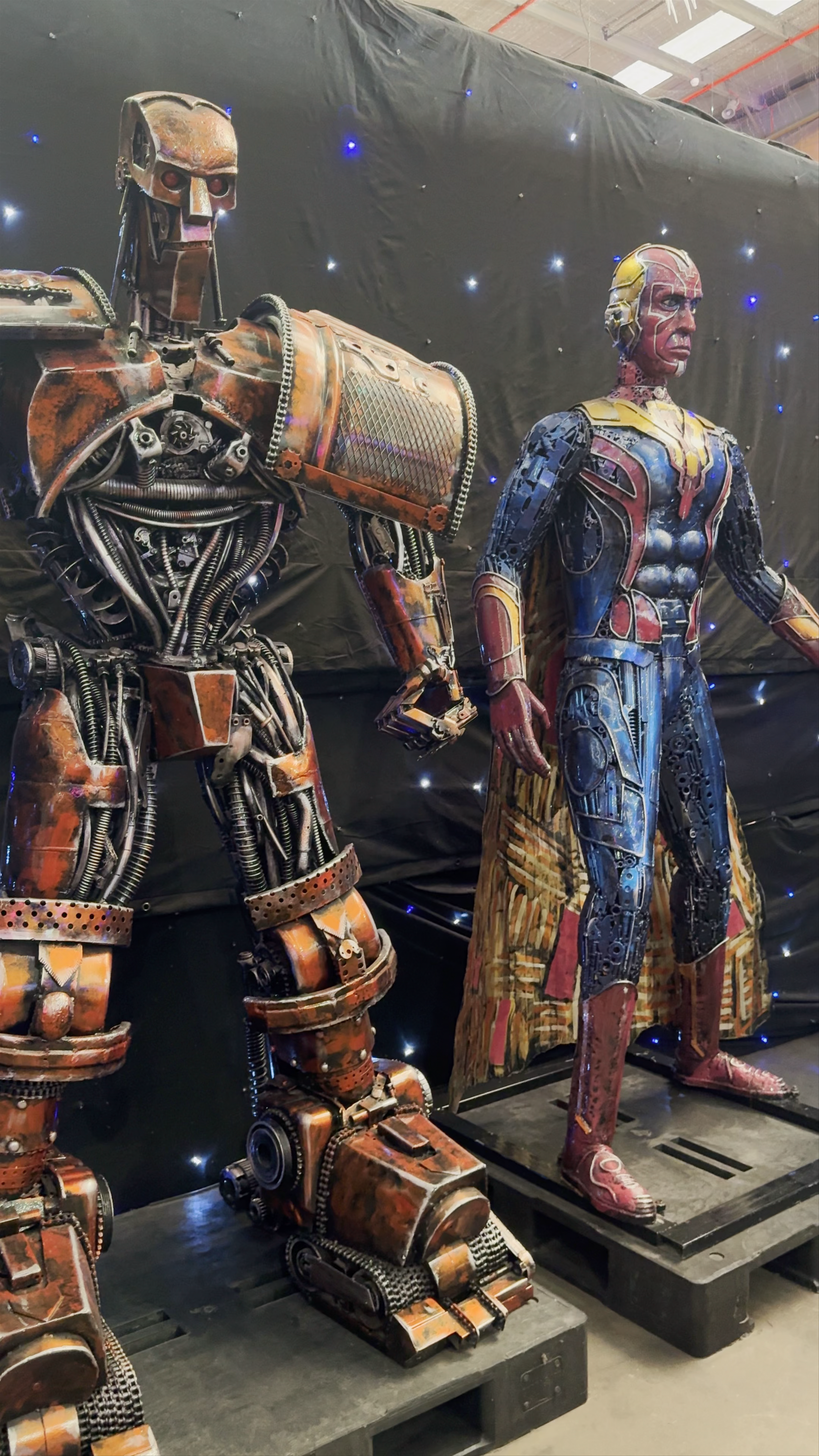 Metartworld World's Largest Indoor Scrap Metal Art Gallery(Guinness World Record Holder) Starry Sky Exhibition/VR Theme Park