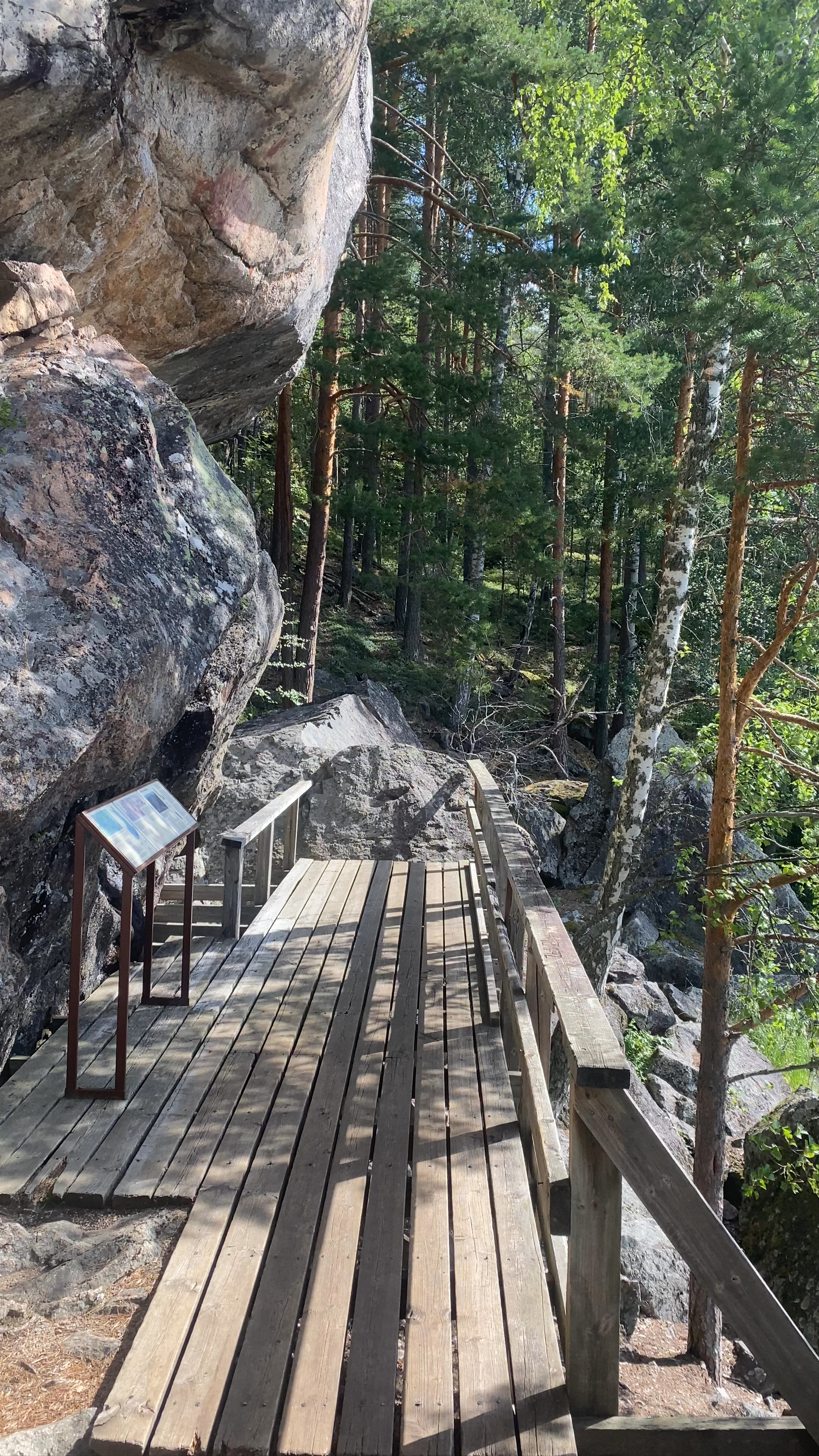 Astuvansalmi rock paintings