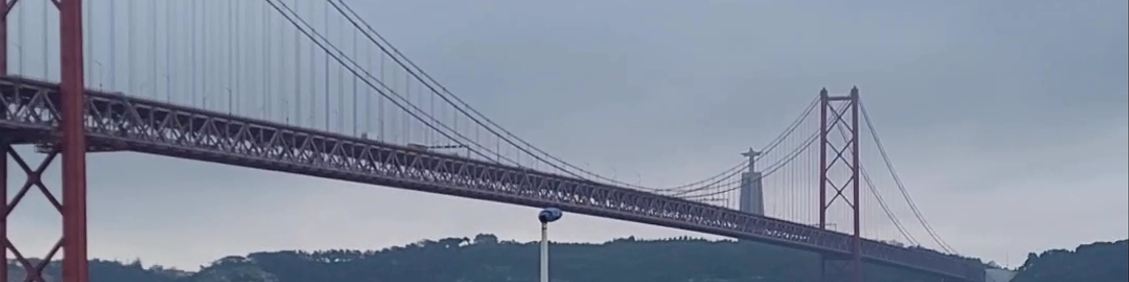 Puente 25 de Abril