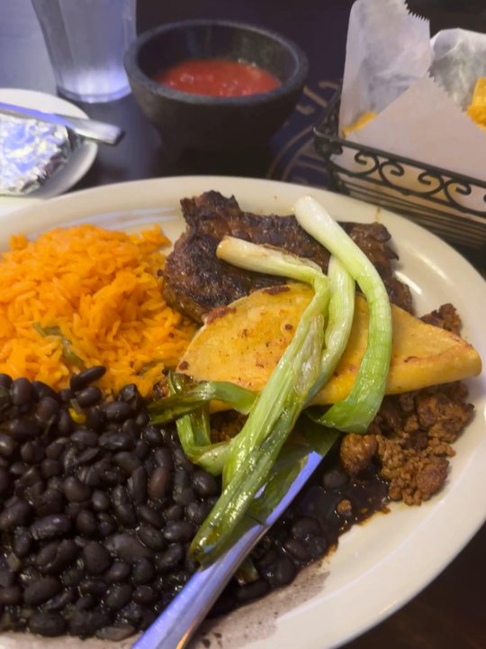 Gran Maya - Carne plate replaced refried beans with black beans. - Mexican Near Me - Norfolk, Virginia