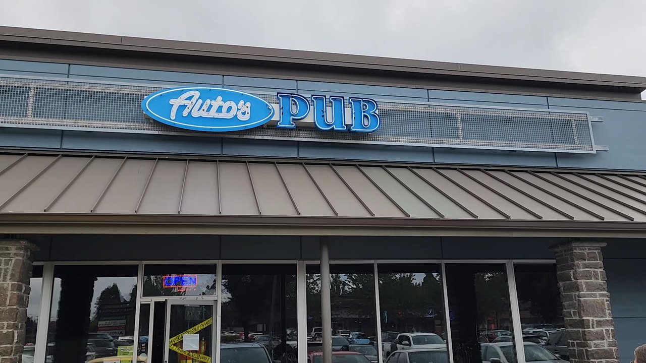 Auto's Pub - Bars Near Me - Vancouver, Washington