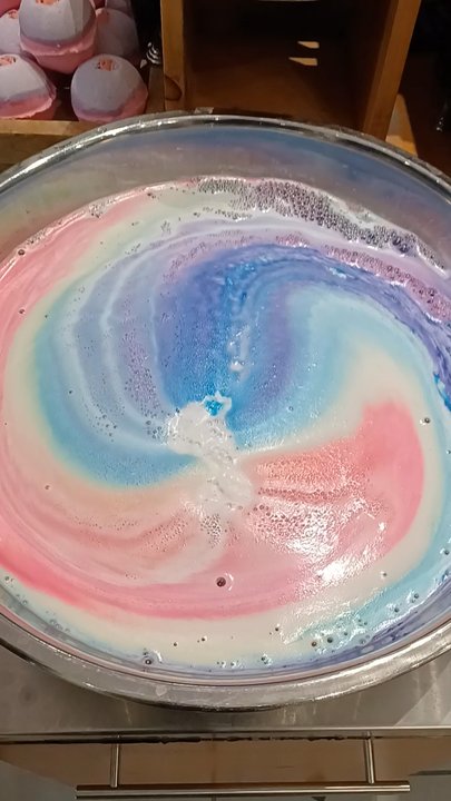 Lush Handmade Cosmetics - Cosmetics & Beauty Supply Near Me - Escondido, California