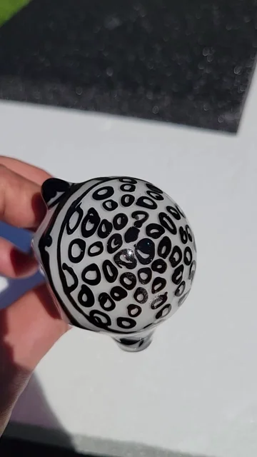 Preview pic of Rough sketched spoon #3 sharpie honeycomb