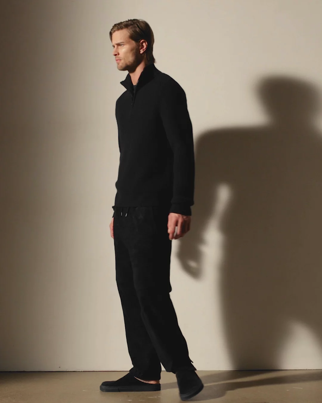 Italian Spun Cashmere Half Zip - Black | James Perse Los Angeles