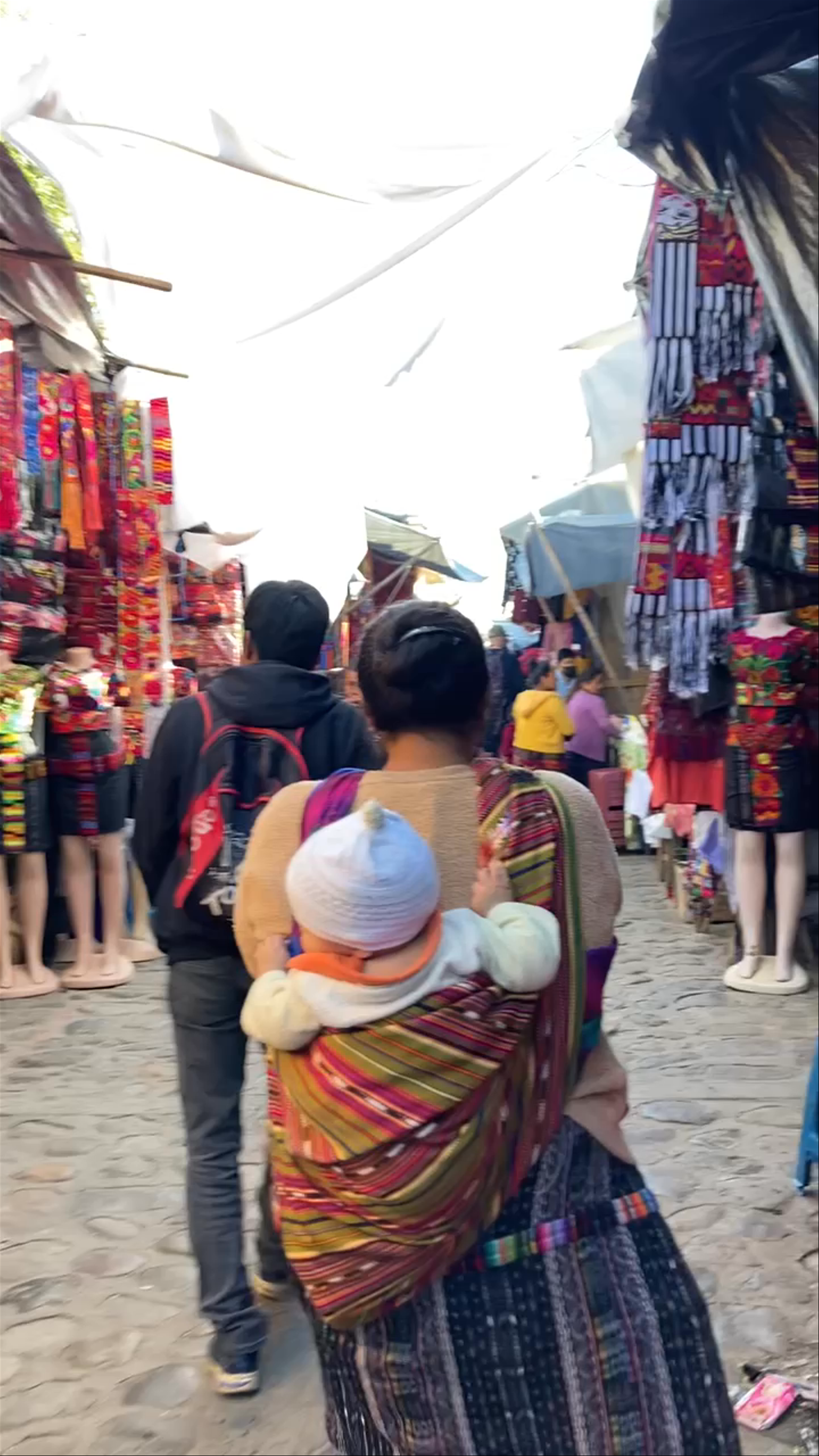 Chichicastenango Market: Vibrant Traditions in Guatemala