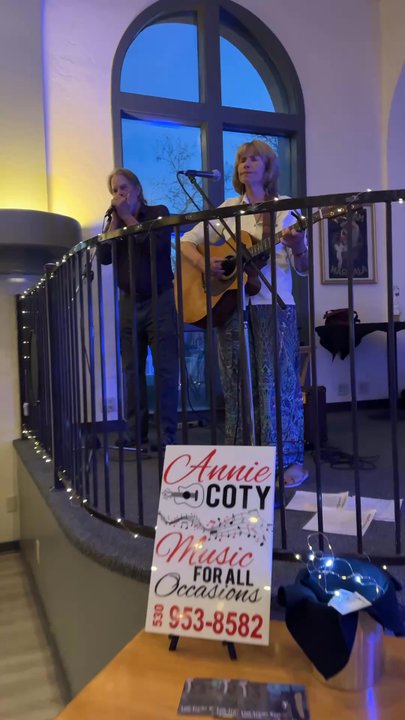 Cheesecakes Unlimited - Live music - Seafood Near Me - Redding, California
