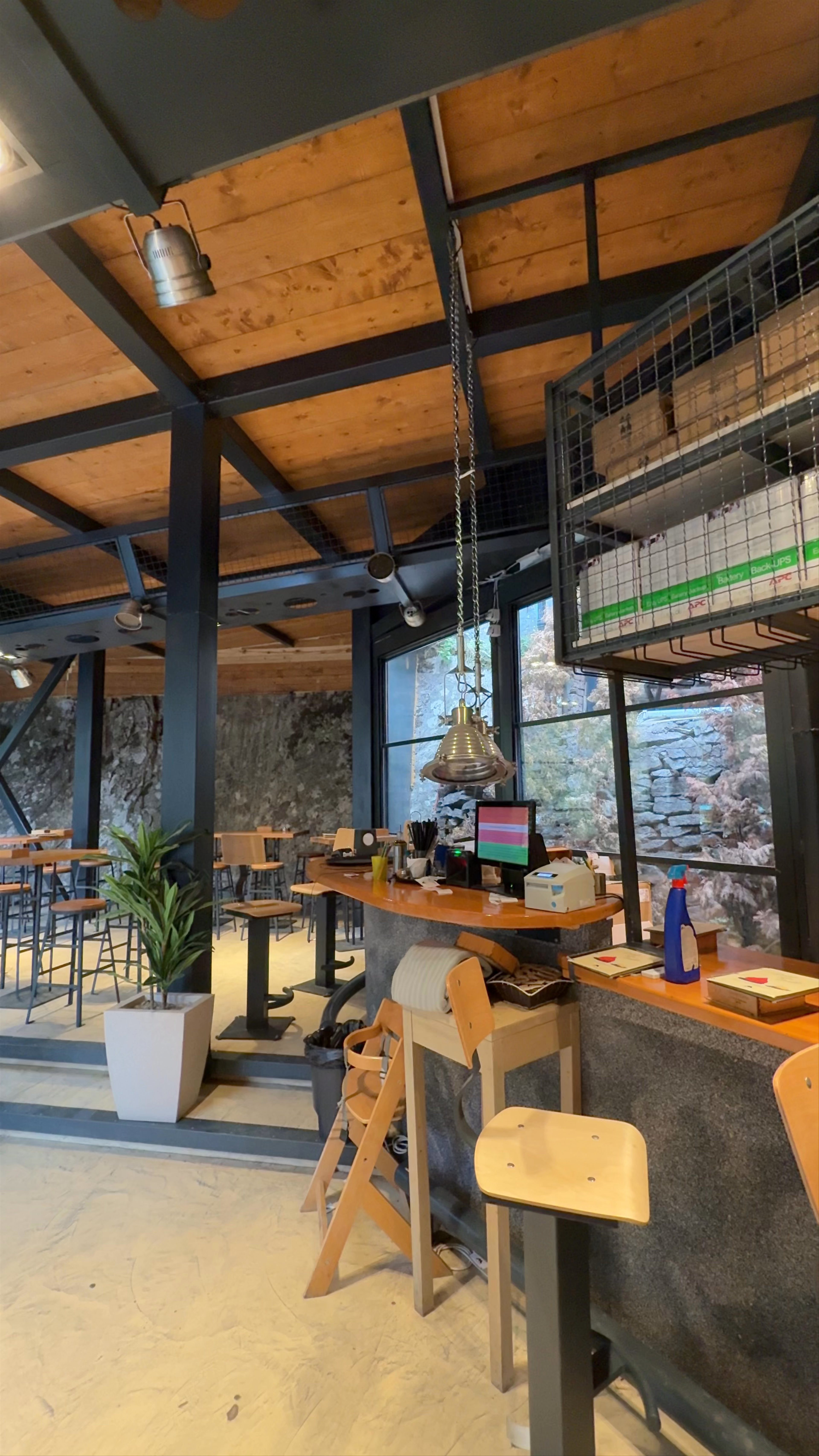 Canyon Matka Hotel & Restaurant