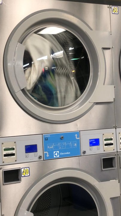 Cali Laundry - La di daaaa~ - Laundromat Near Me