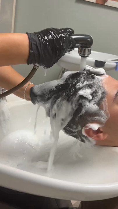 Salon 184 - Hair wash - Hair Salons Near Me - Pembroke Pines, Florida