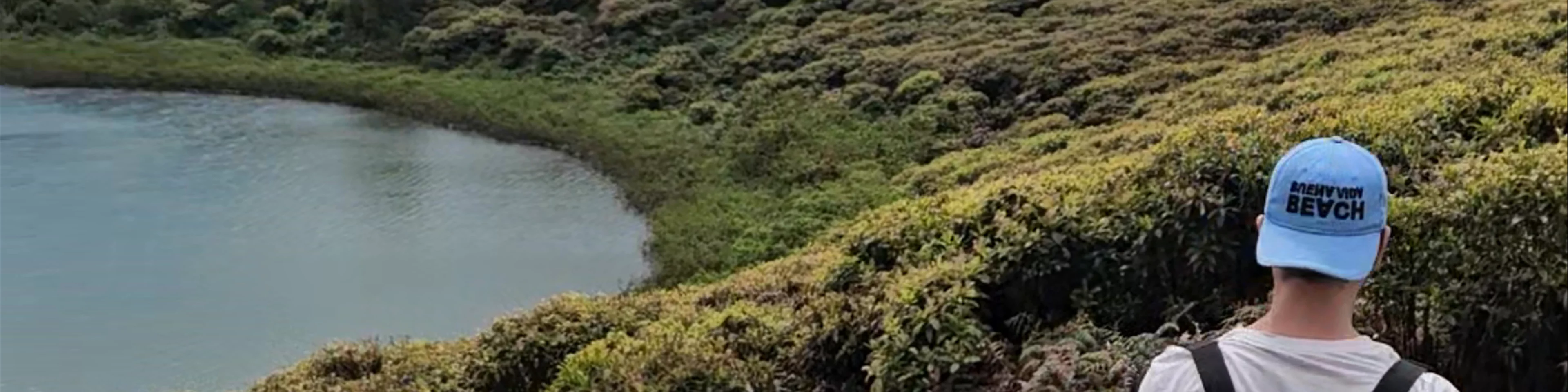 El Junco Lagoon