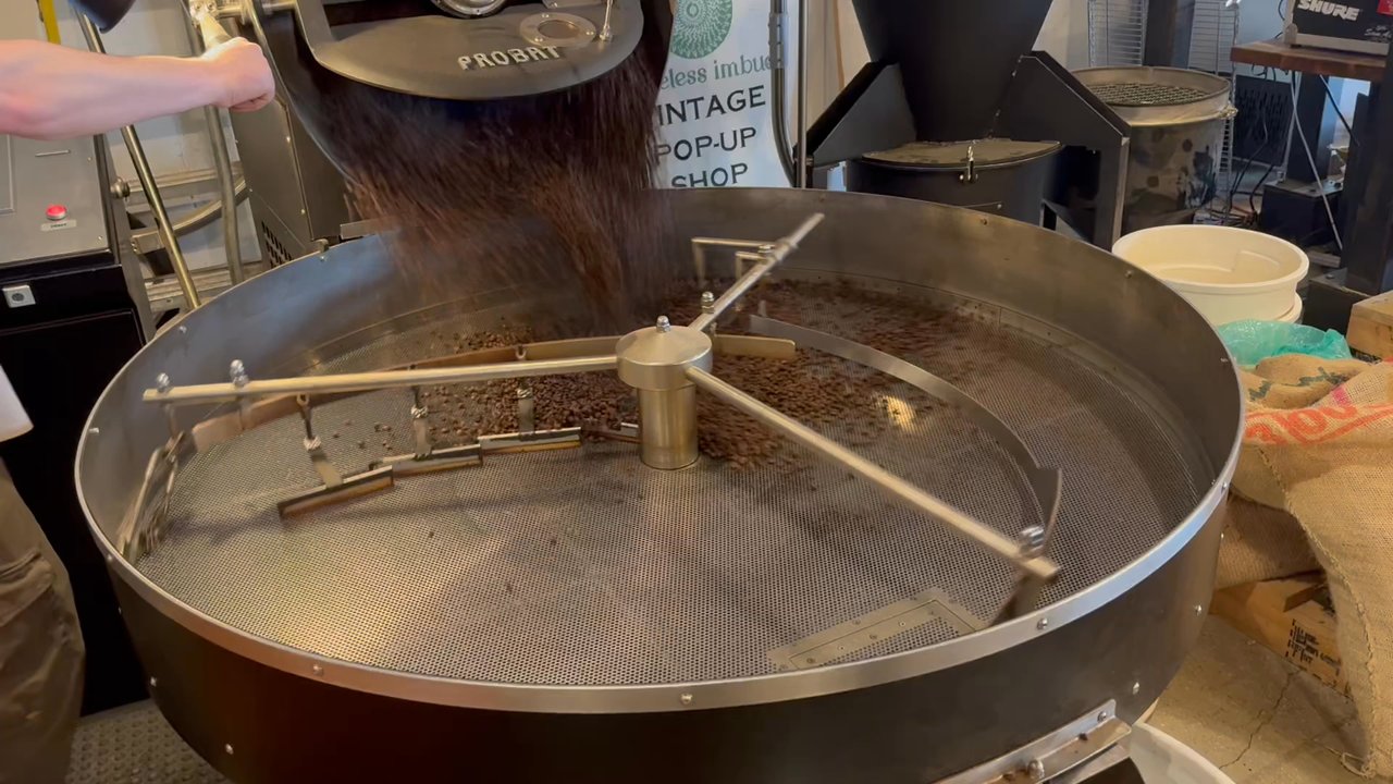 Mongo's Coffee - That aroma! Perfect timing  for this beautiful roasting experience - Coffee & Tea Near Me - Syosset, New York
