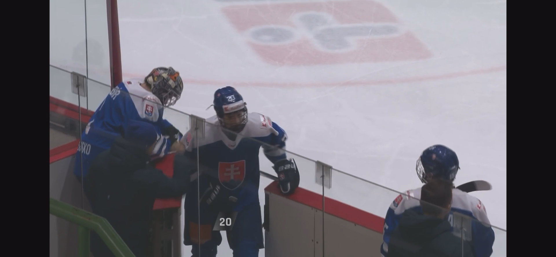 René Repka's Offensive Highlight, Forecheck / Assist. Slovakia Mens 2 League.