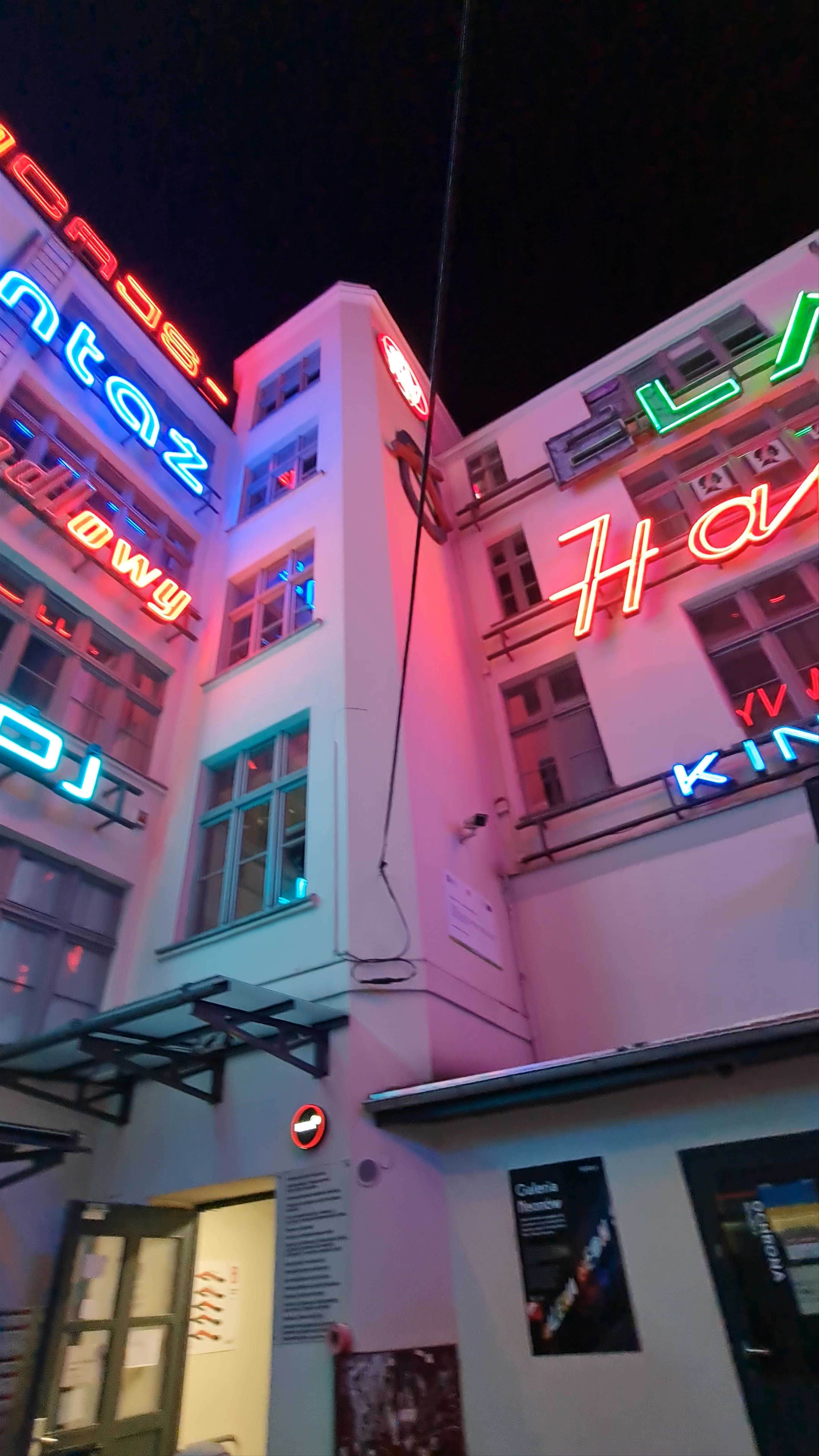 Galeria Neon Side: Neon Art Walk in Wrocław
