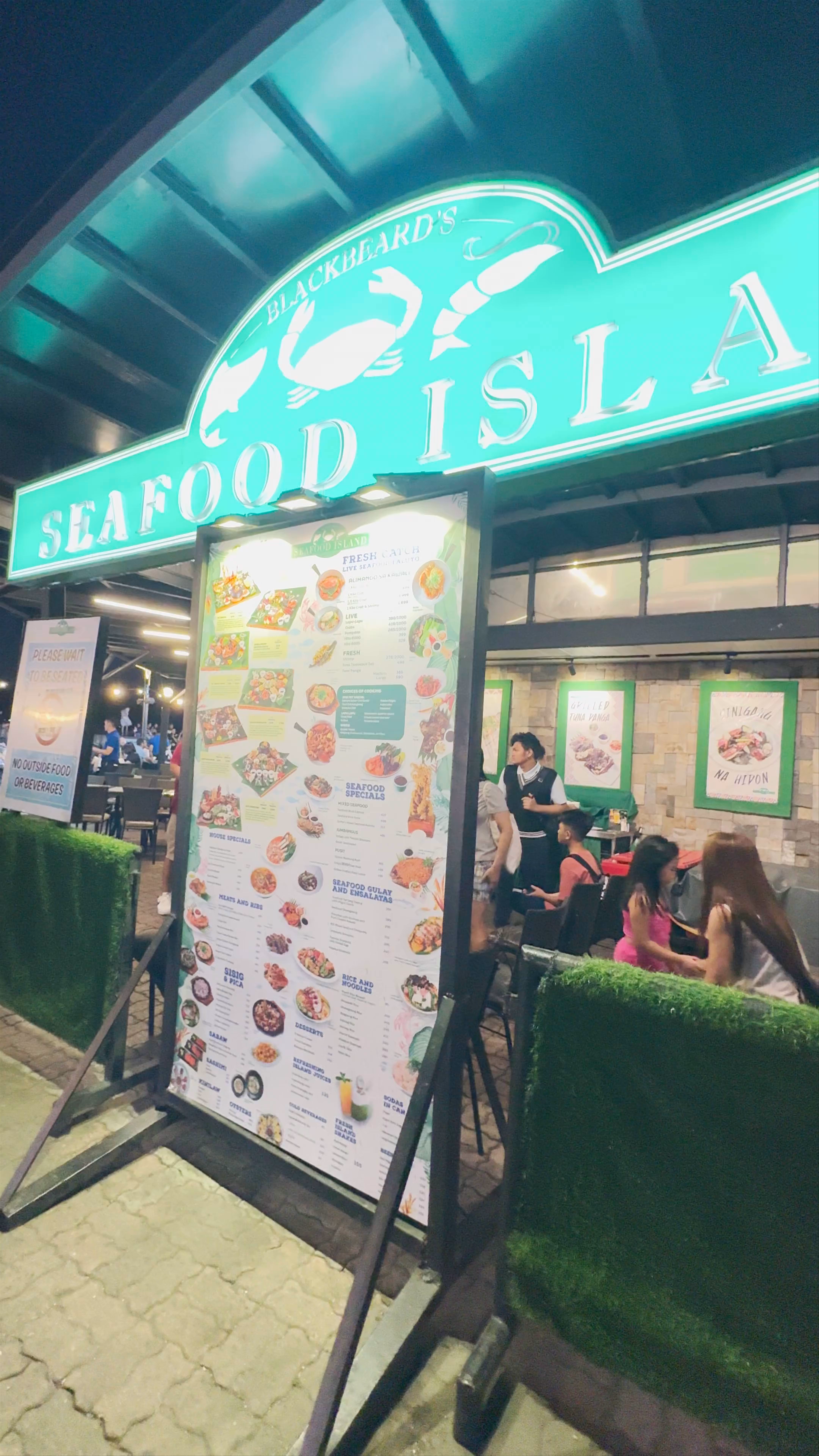 Blackbeard's Seafood Island - SM MOA