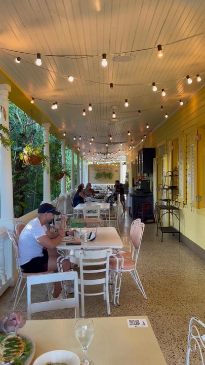 Pirilo - Pizza Near Me - Dorado, Puerto Rico