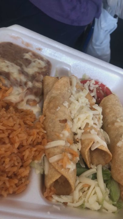 Xochimilco Cafe - Yumm Fluatas with an Horchata - Mexican Near Me - Stockton, California
