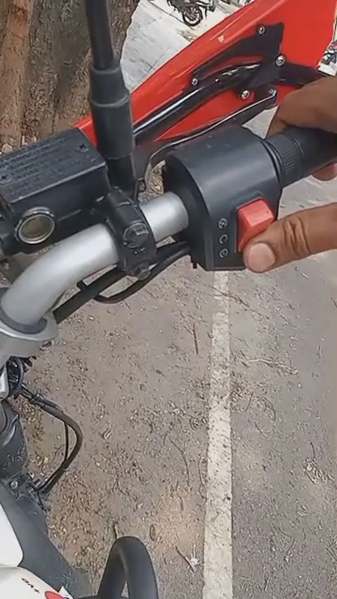 Walk-around video thumbnail