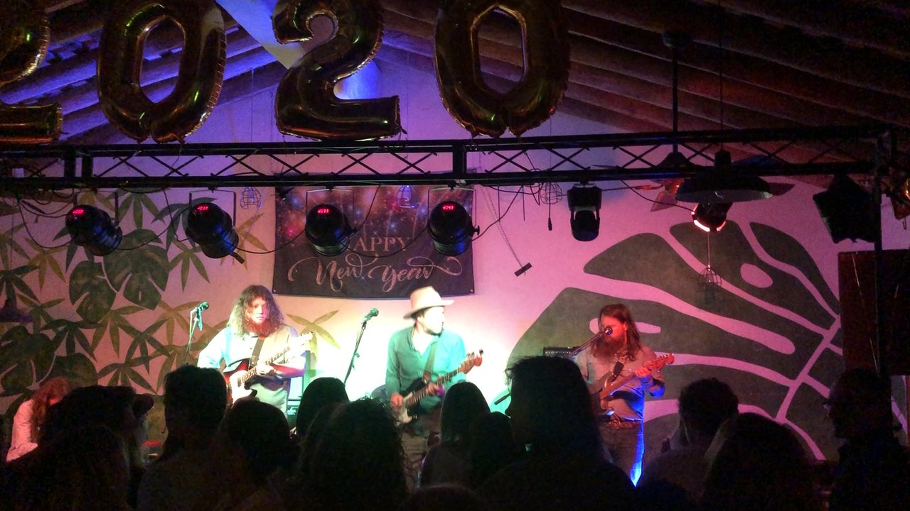 La Morena - NYE 2020. - Bars Near Me - Todos Santos, BCS
