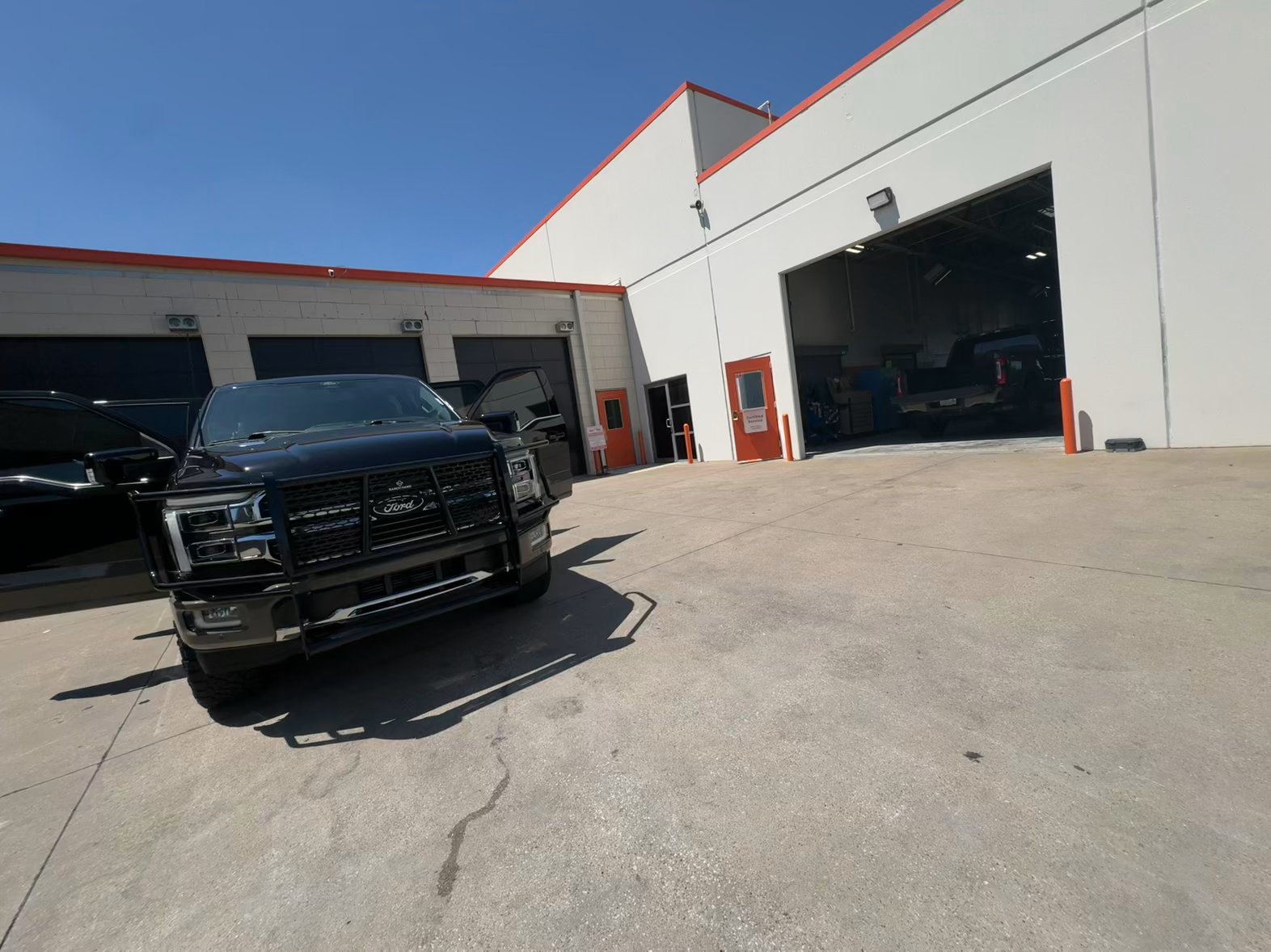 Lifted Trucks - #TX10677 - 2025 Ford F-150 King Ranch SuperCrew
