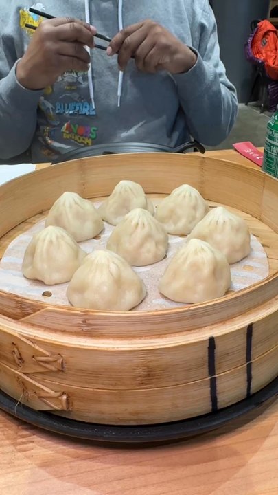 Dough Zone Dumpling House - Soup dumplings - Chinese Near Me - Berkeley, California