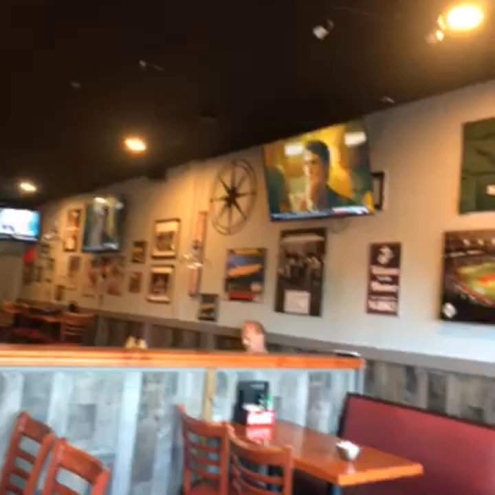 Aldas Diner - Big space with additional patio seating. - Breakfast & Brunch Near Me - Naples, Florida