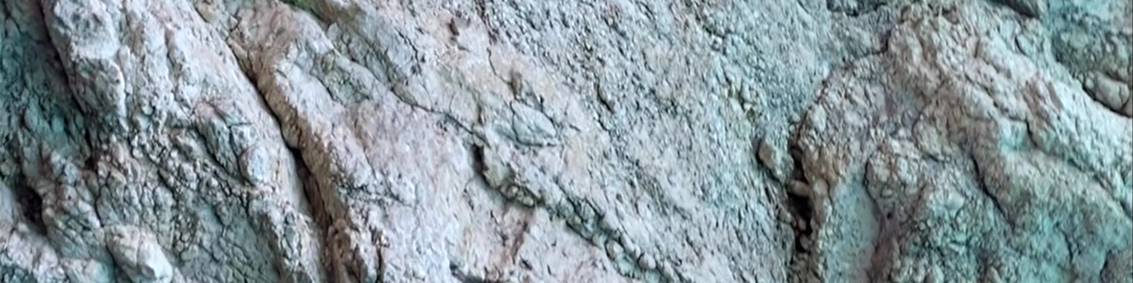 Γαλάζιες Σπηλιές