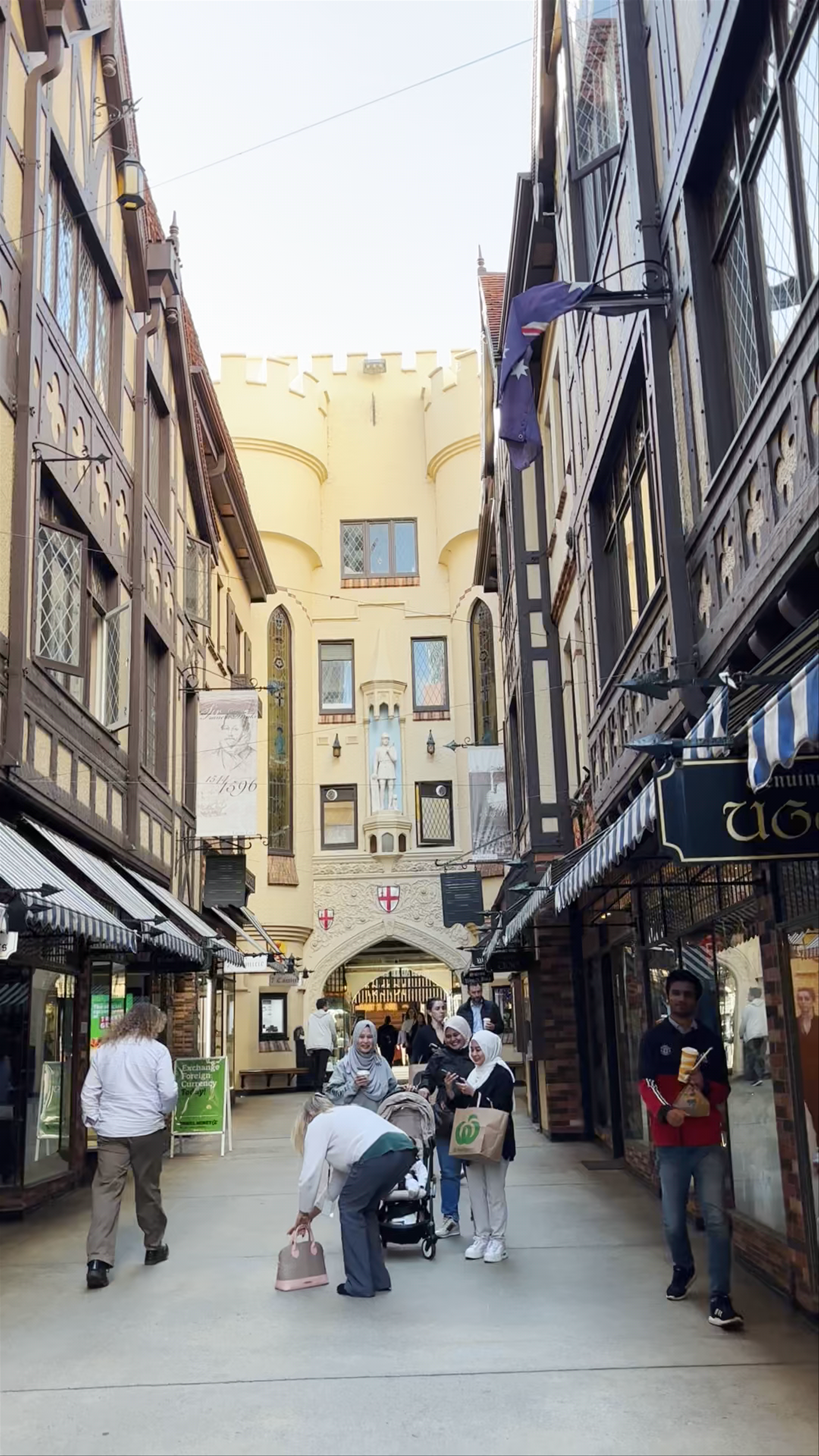 London Court
