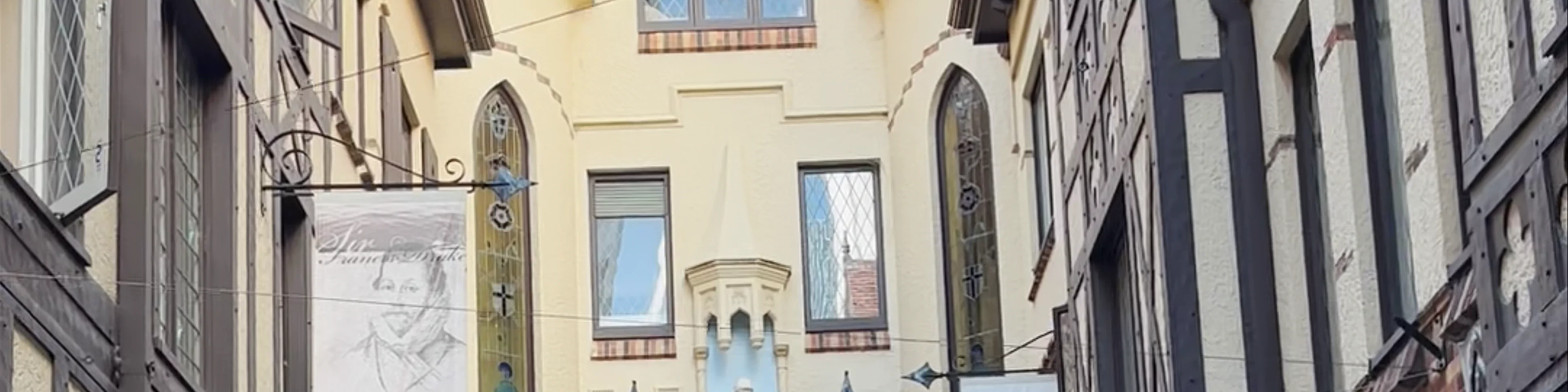 London Court