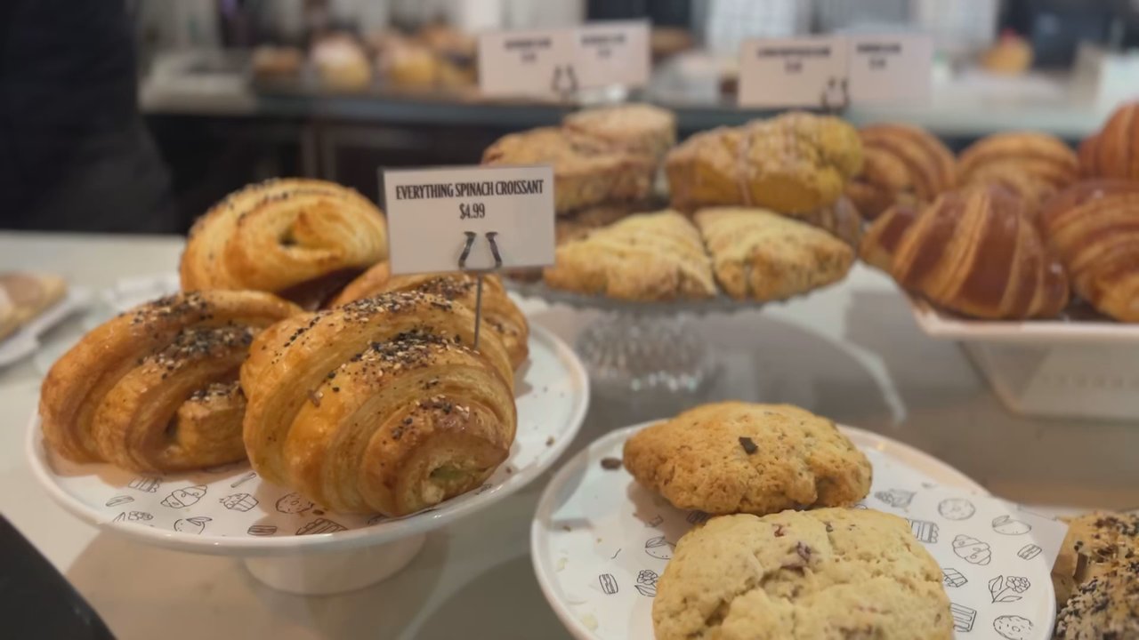 Too Sweet Cakes - Bakeries Near Me - Bend, Oregon