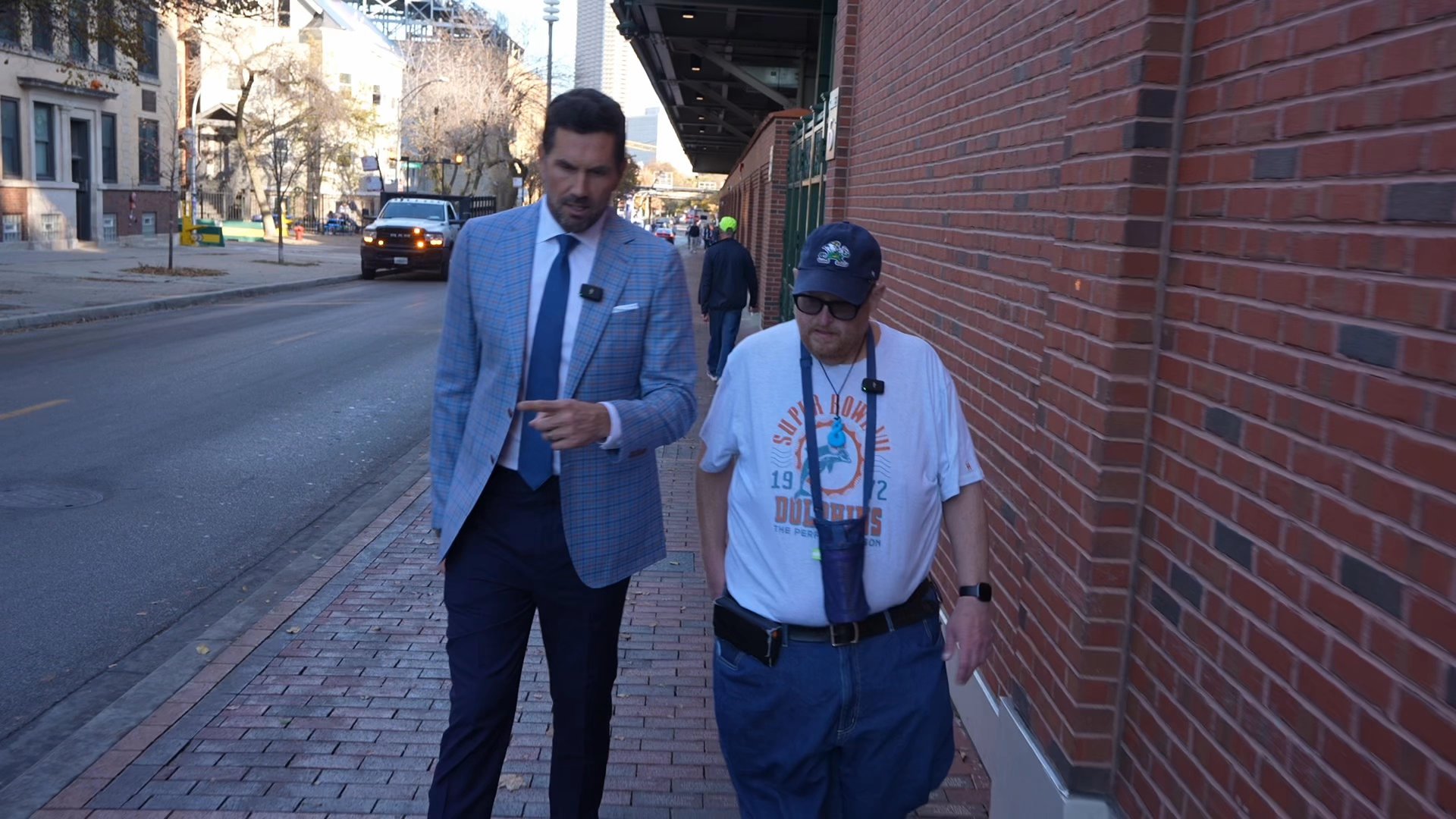 Frank Walks Episode 77:  Matt Leinart by BODYARMOR
