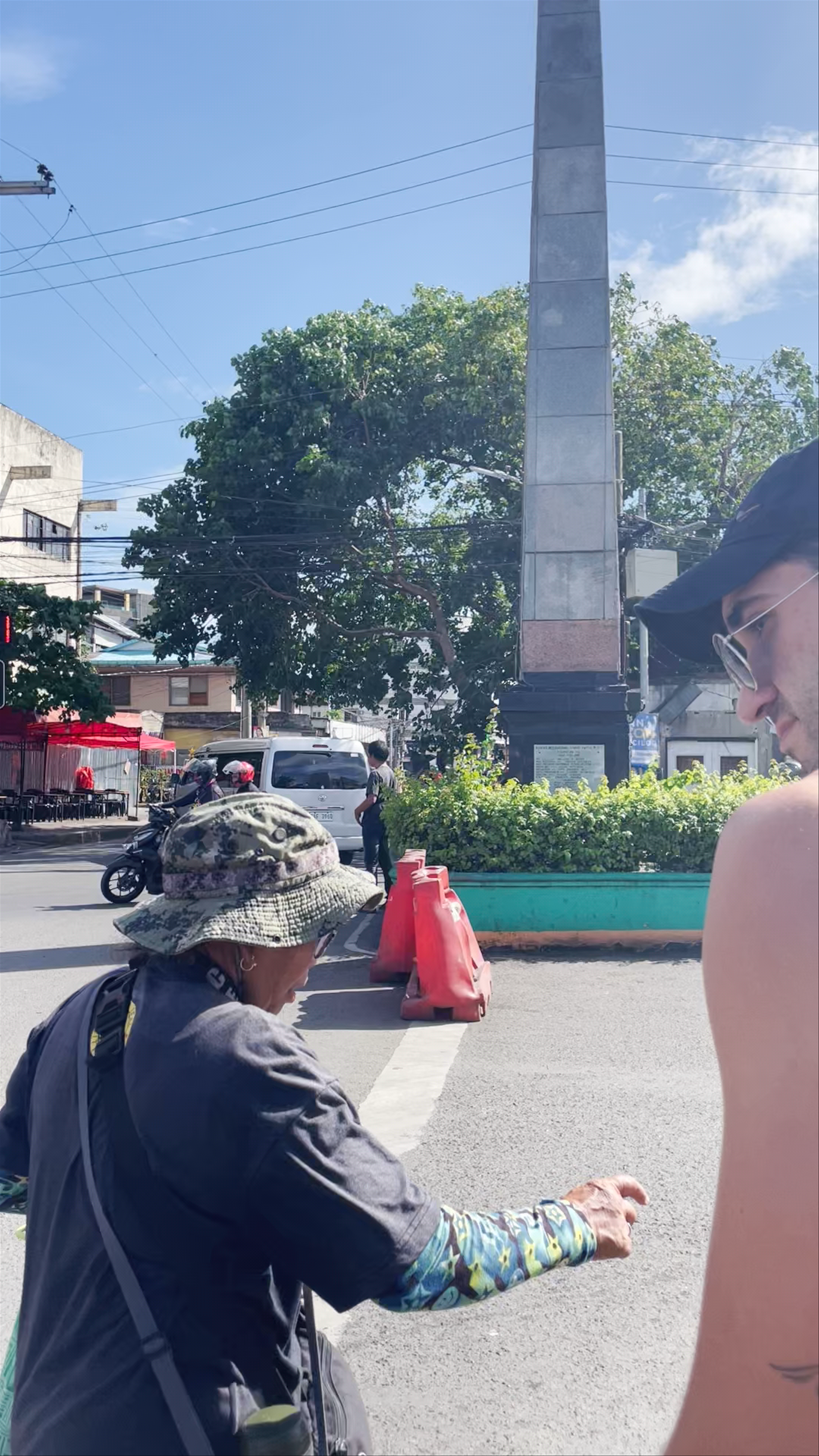 Colon Obelisk: Iconic Historical Landmark in Cebu City