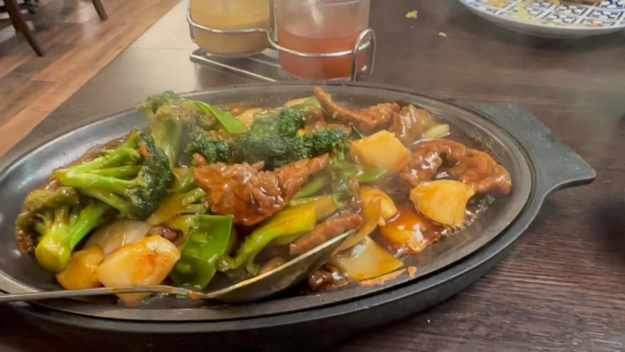 Hunan West - Sizzle beef and tiny scallops - Chinese Near Me - Springfield, Virginia