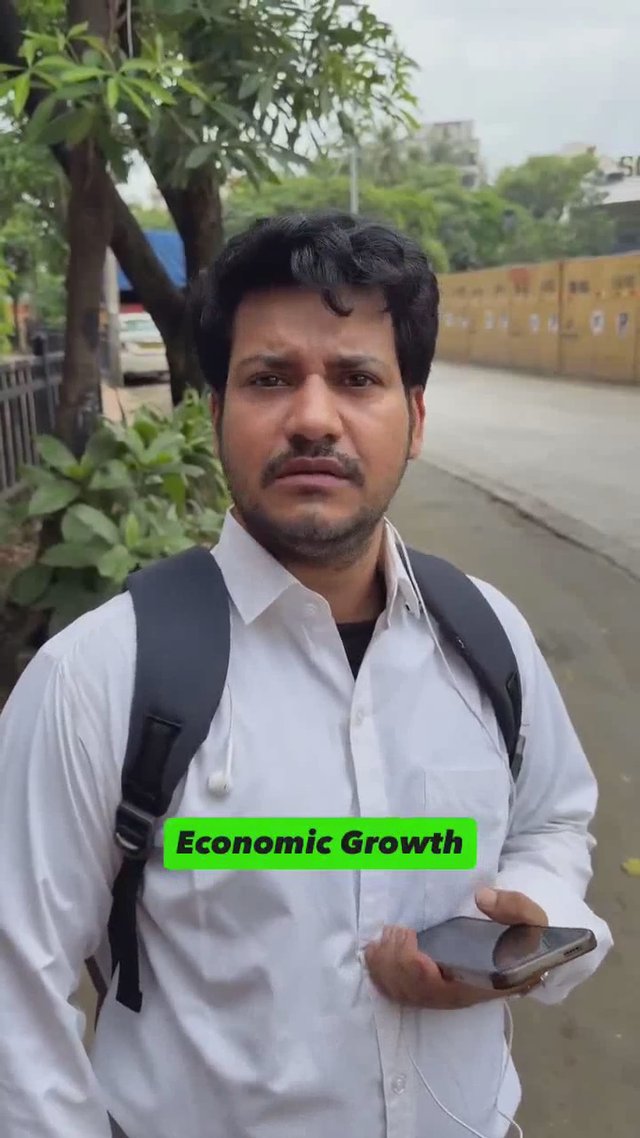 GDP Growth पर PM का दावा, Influencer का मज़ेदार जवाब!