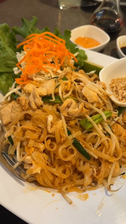 Ying's Thai-Sushi - Sushi Bars Near Me - Sandy, Utah