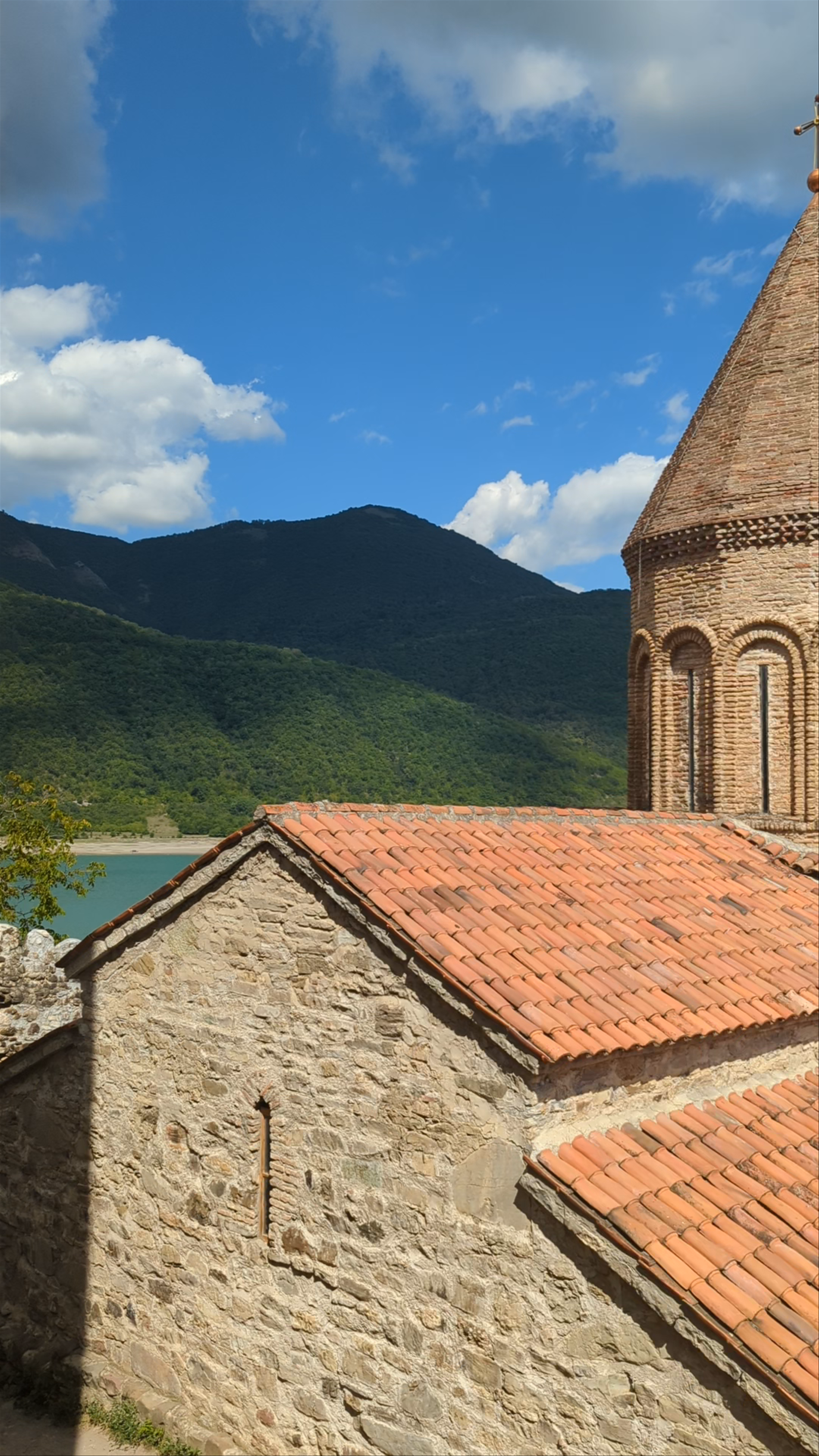 Ananuri Fortress Complex