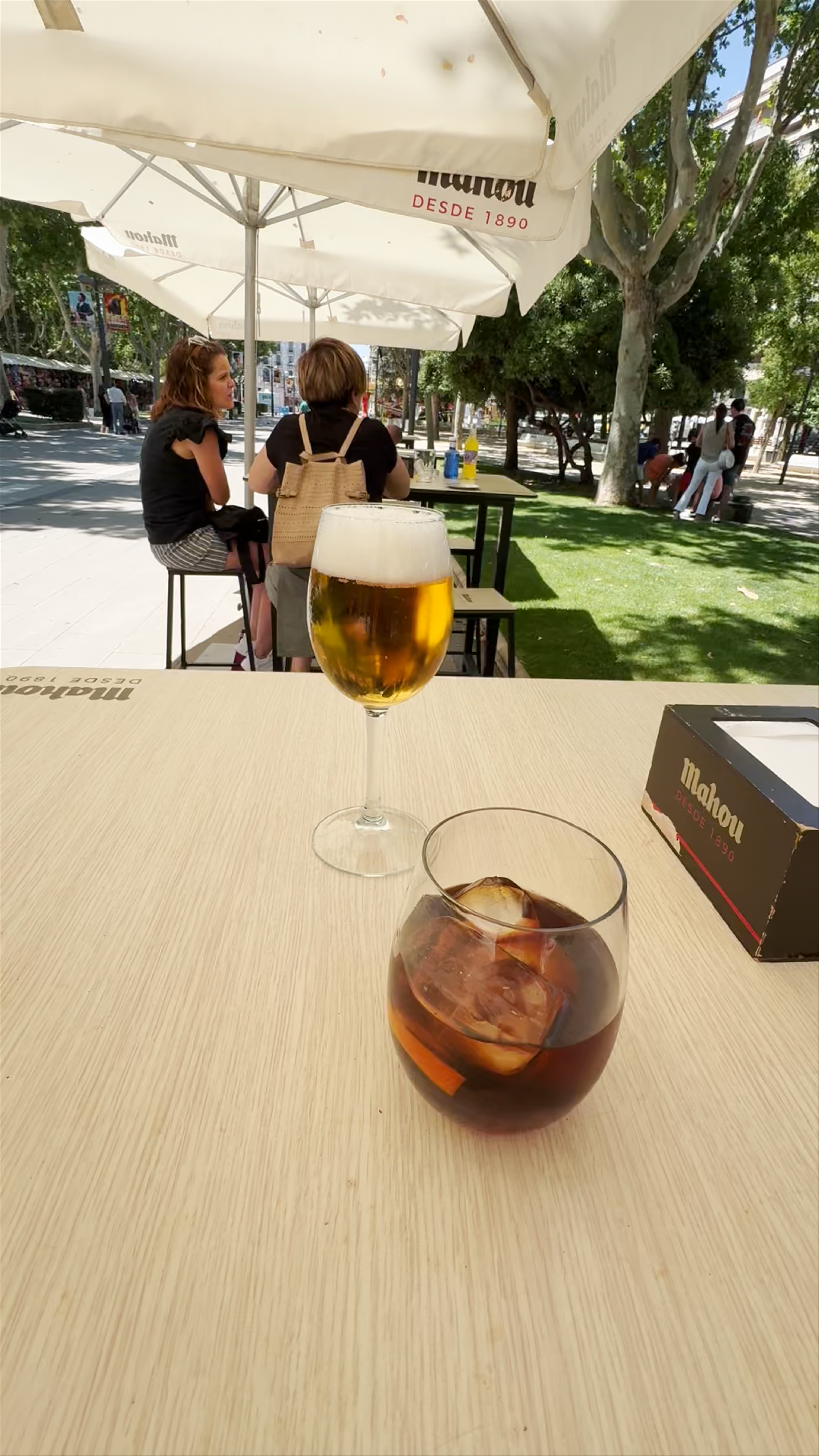 Chill Outdoor Tapas and Drinks at Taberna La Pinta de Oro, Zamora