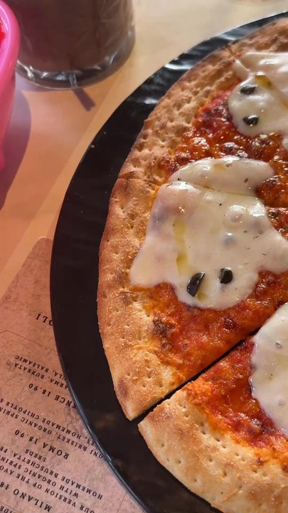 Mangoni - Enjoyed this, it was just spooky seasoned out - Pizza Near Me - Winter Garden, Florida