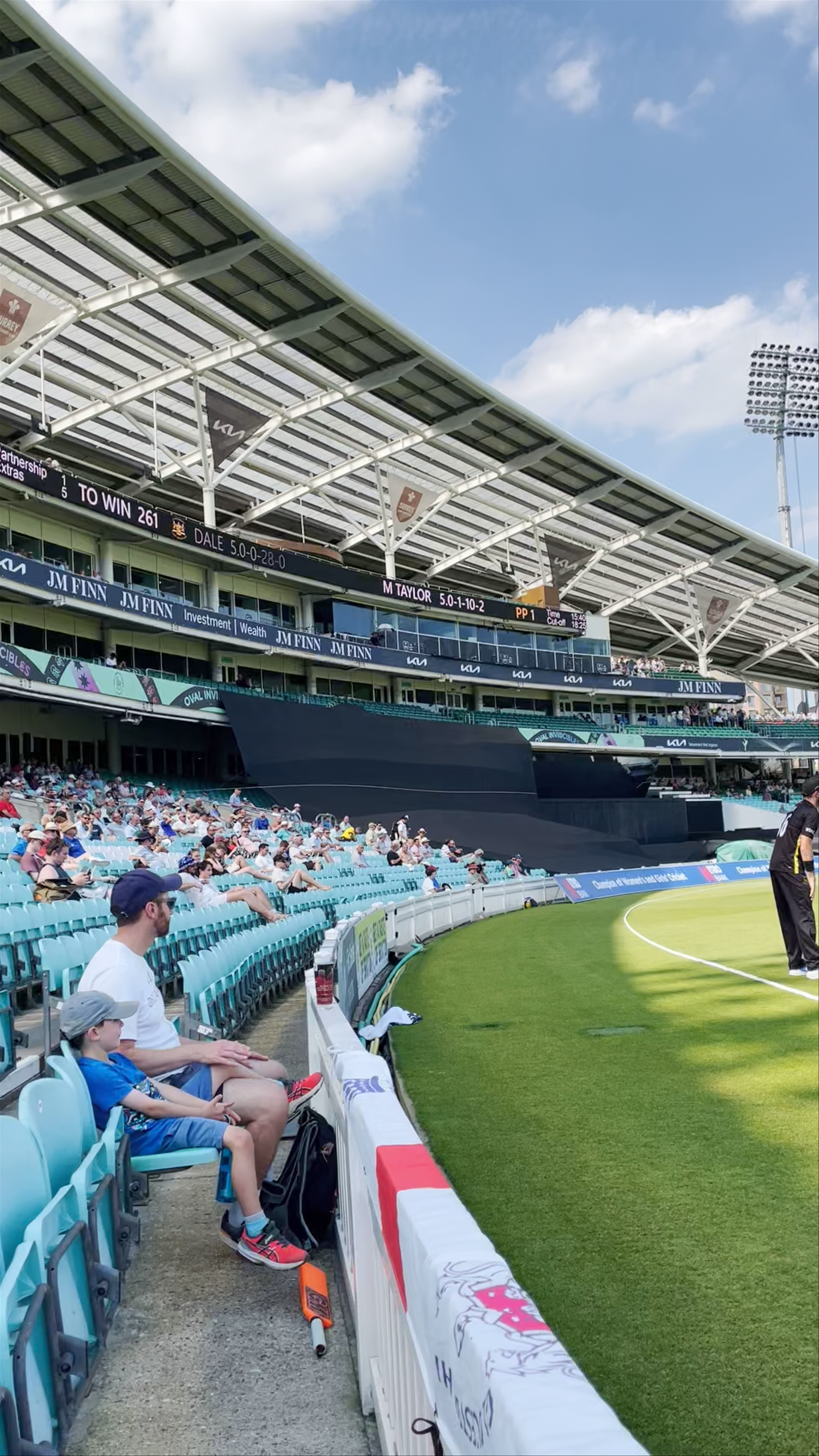 The Oval Cricket Ground Experience: Iconic Summer Match in London