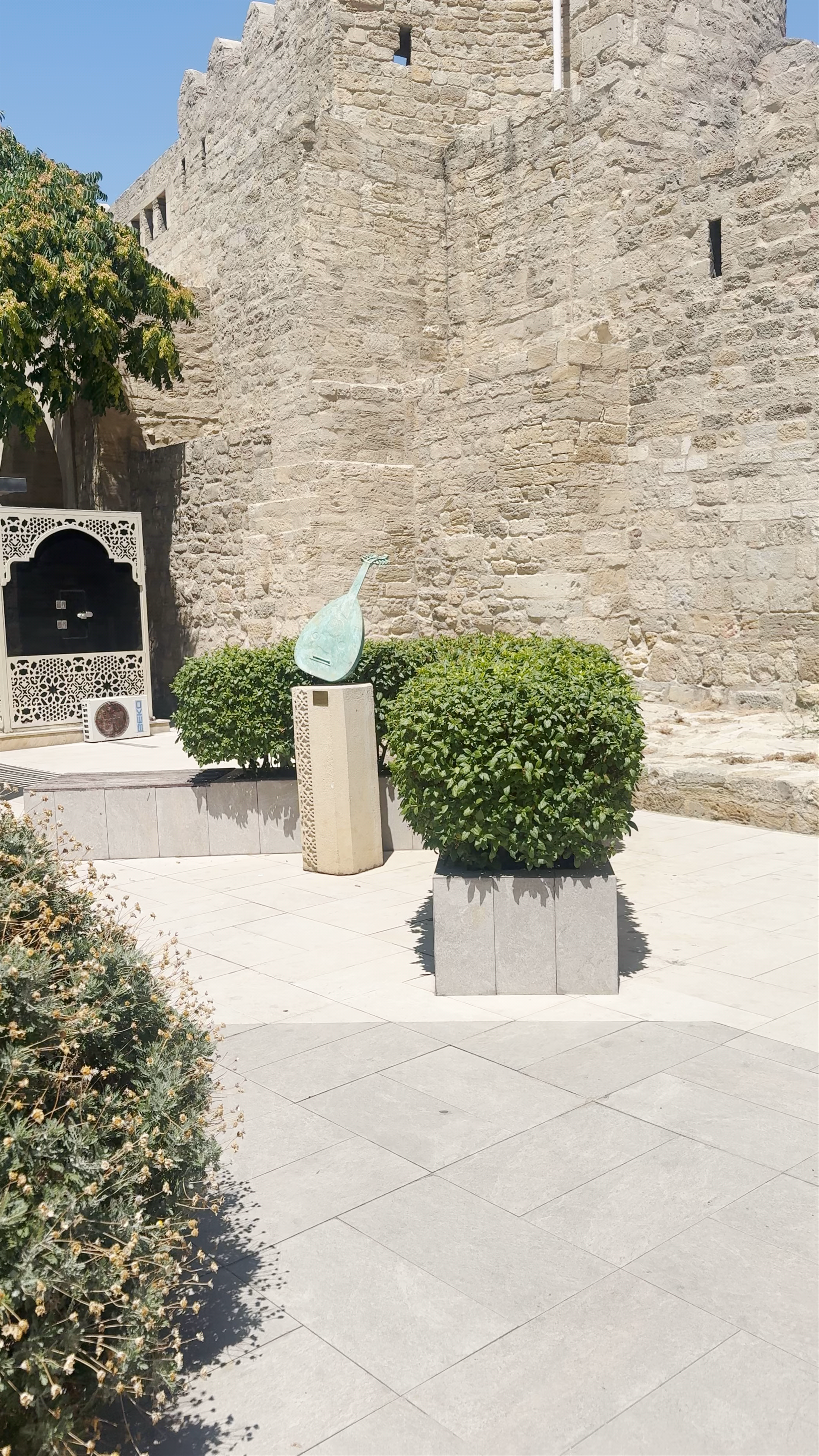 Yeraltı hamam (XVII əsr)