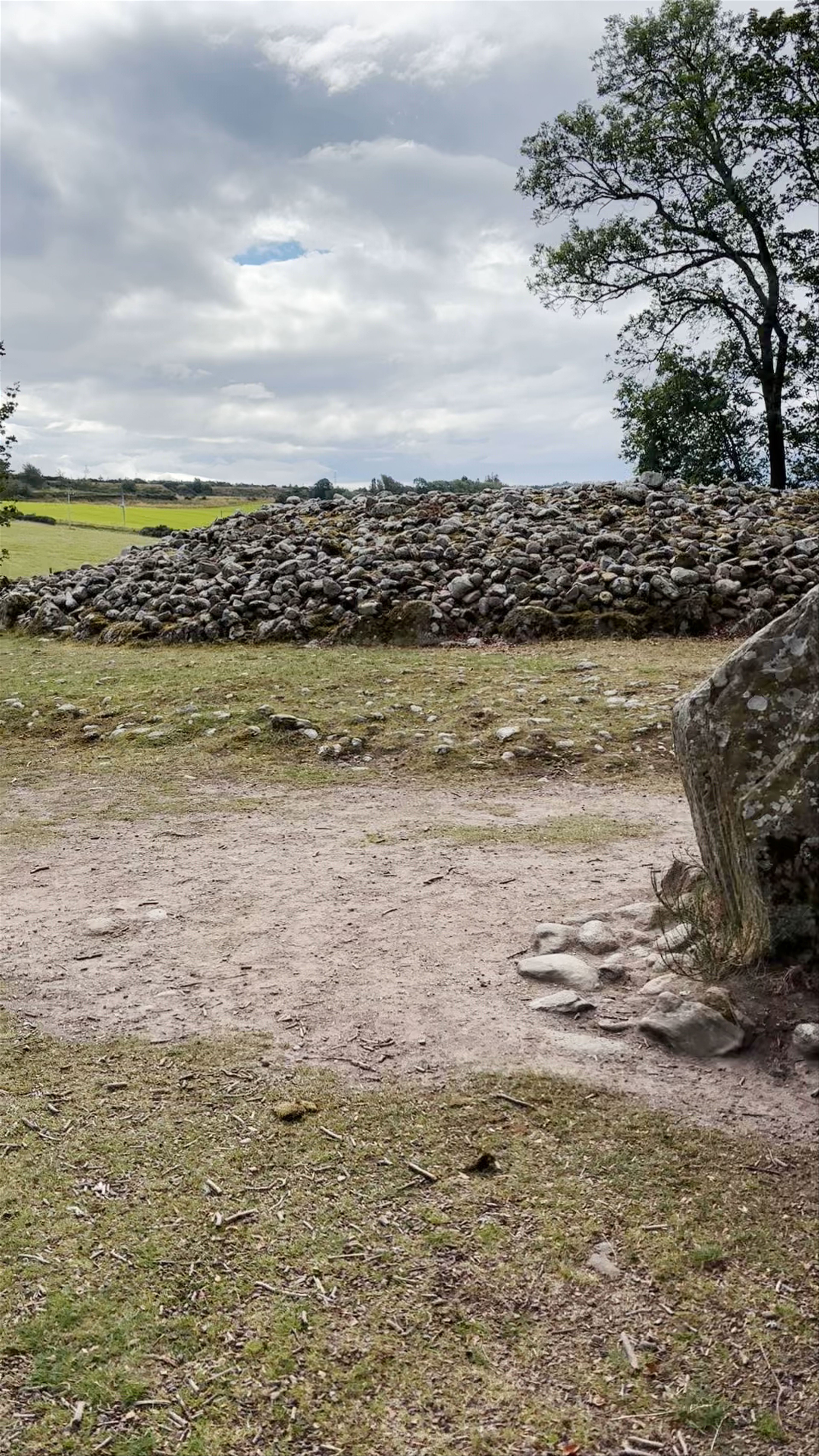 Clava Cairns