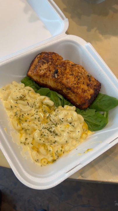 ApacheXLR - Salmon Mac & Cheese - Bars Near Me - Atlanta, Georgia